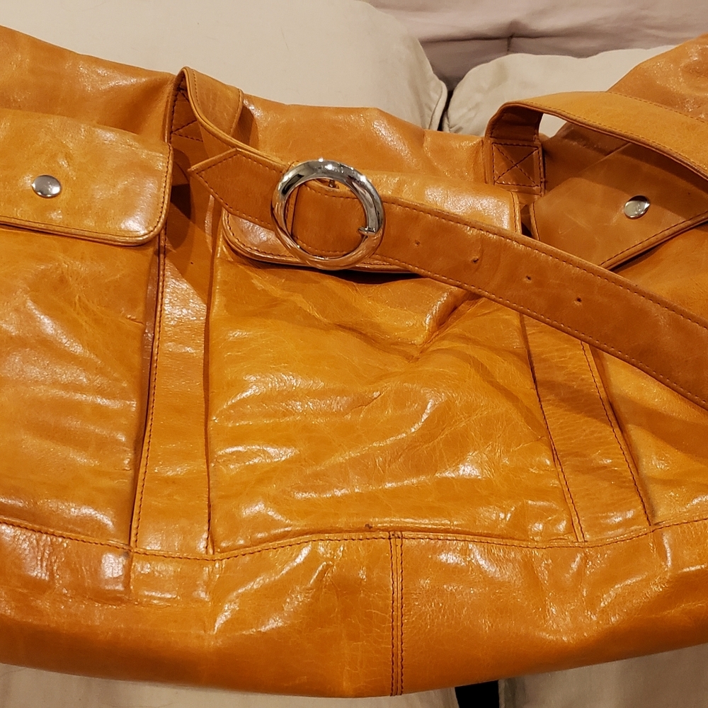 Tote - Picture 4 of 7